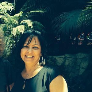 Meet your Posher, Helaine